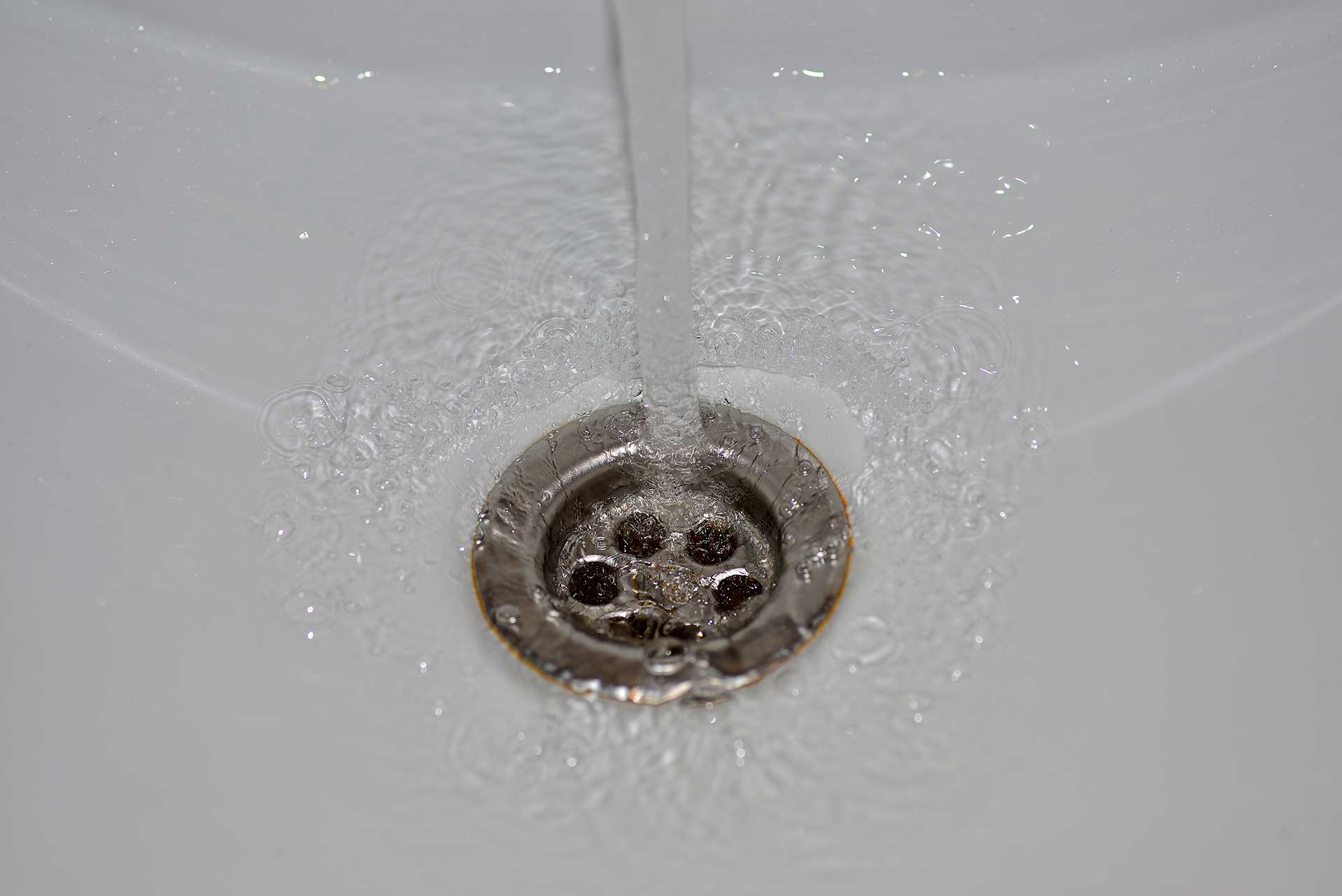 A2B Drains provides services to unblock blocked sinks and drains for properties in Lewisham.